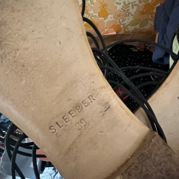 Sleeper Black Elastic Macaroni Strappy Sandals sz 39 - Picture 4 of 6